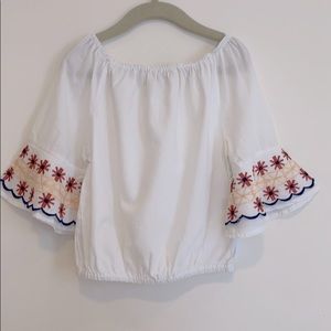 NWT Tuchinda embroidered sleeve blouse